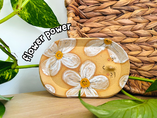 oval(ish) dish: various designs