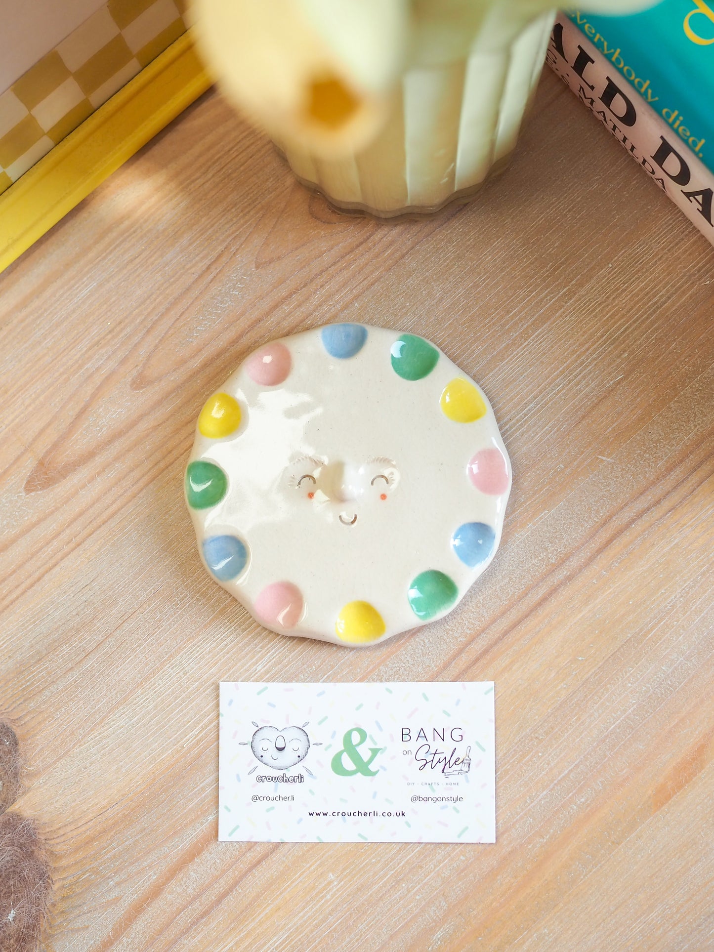 scalloped trinket plate