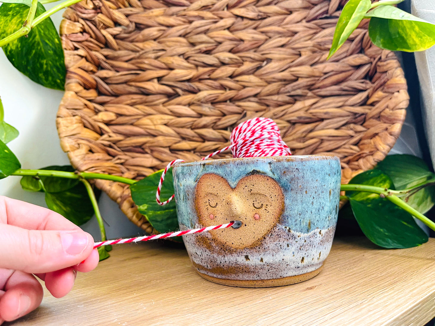 yarn bowl: peppermints