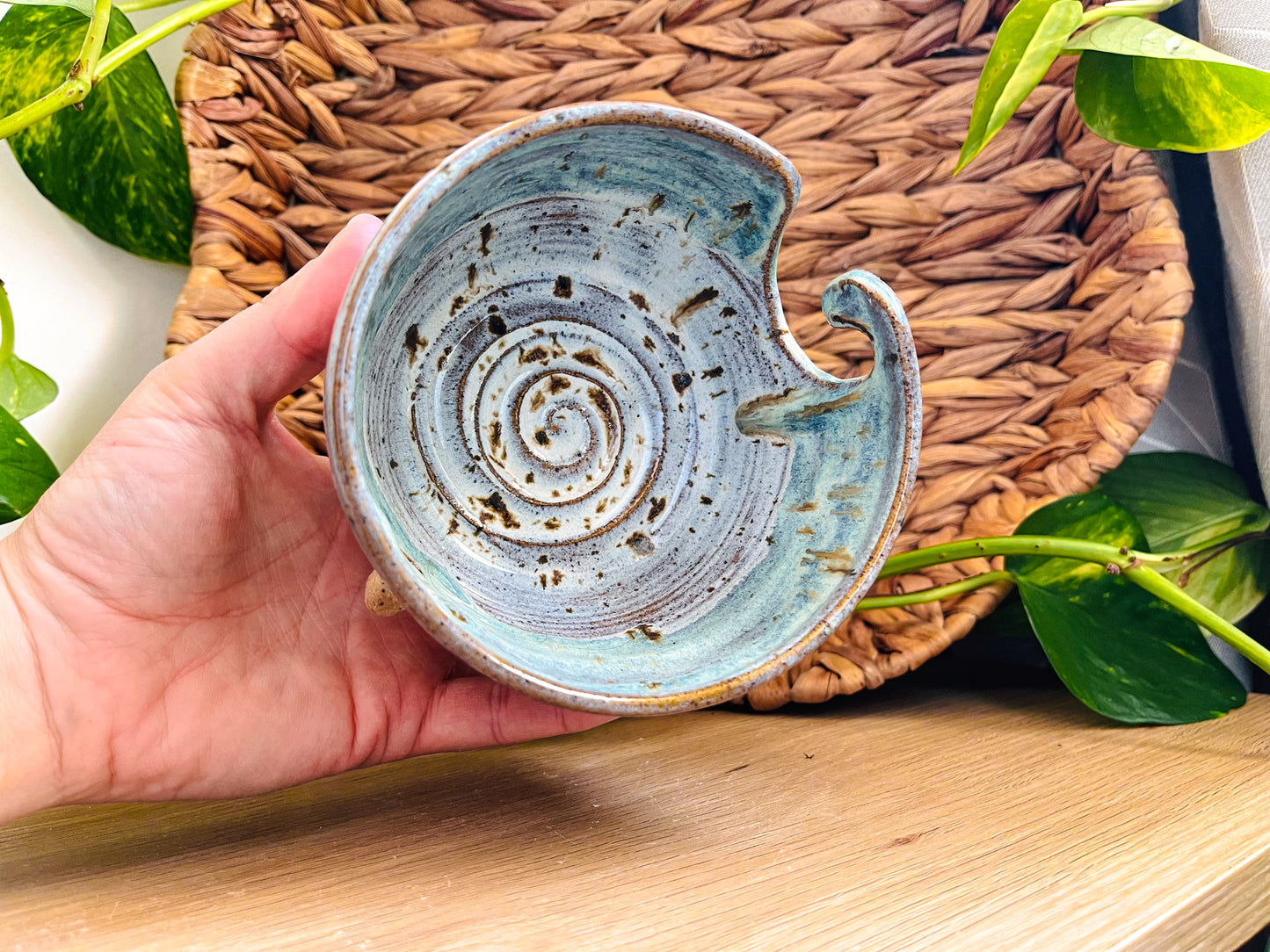 yarn bowl: peppermints