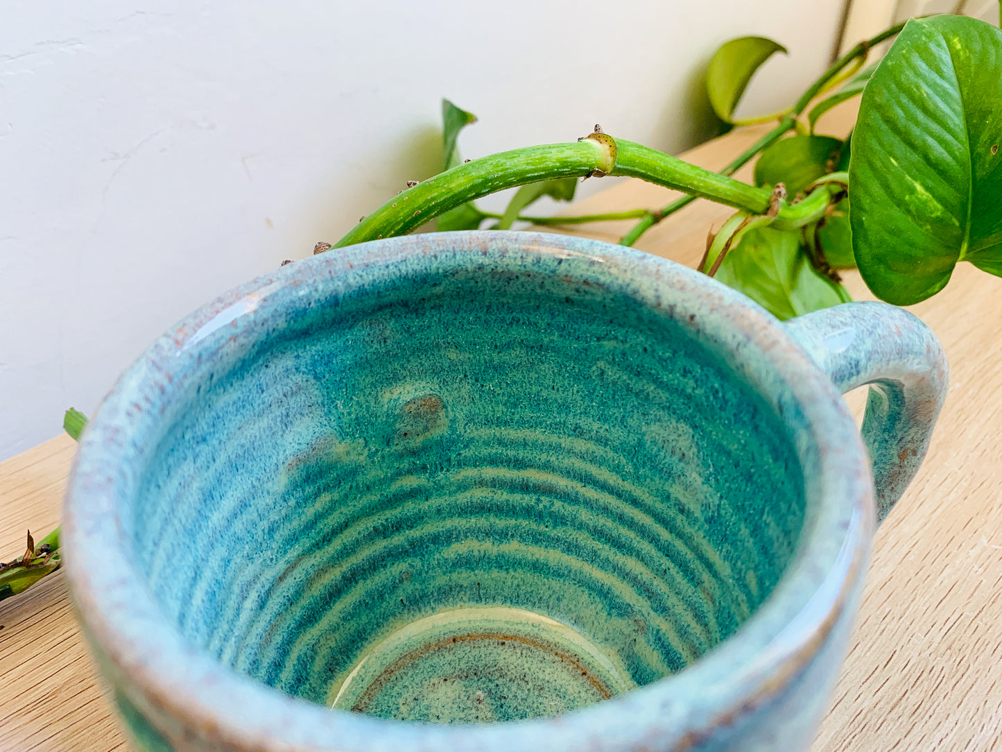 big hug mug: aquamarine magic
