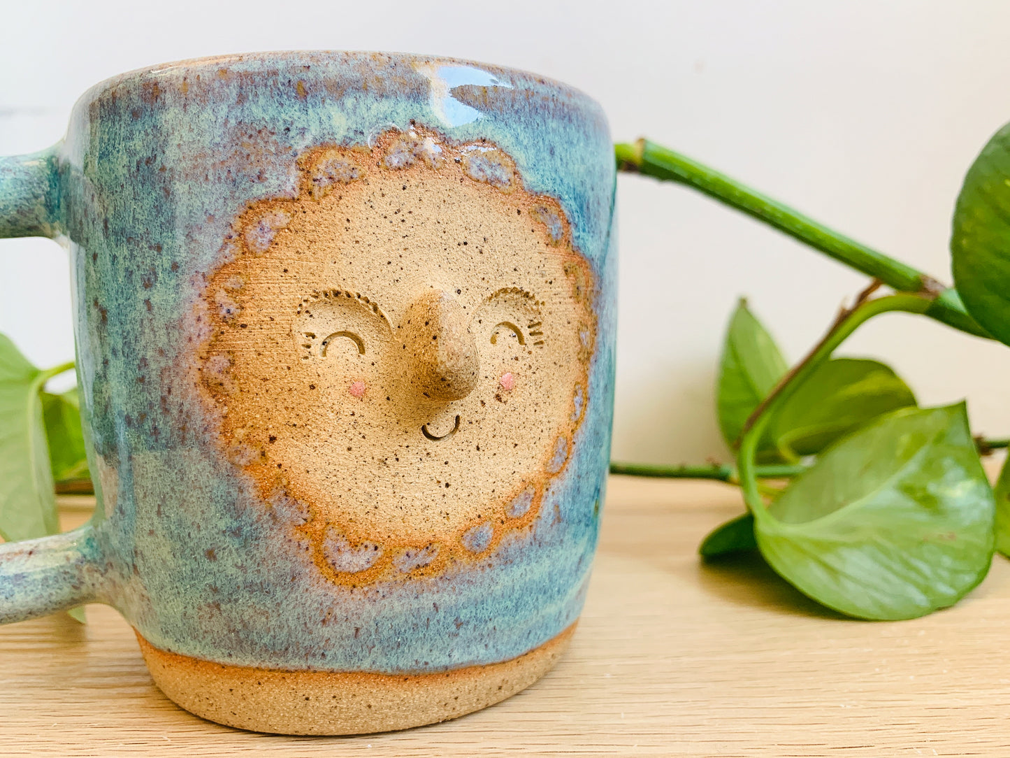 big hug mug: aquamarine magic
