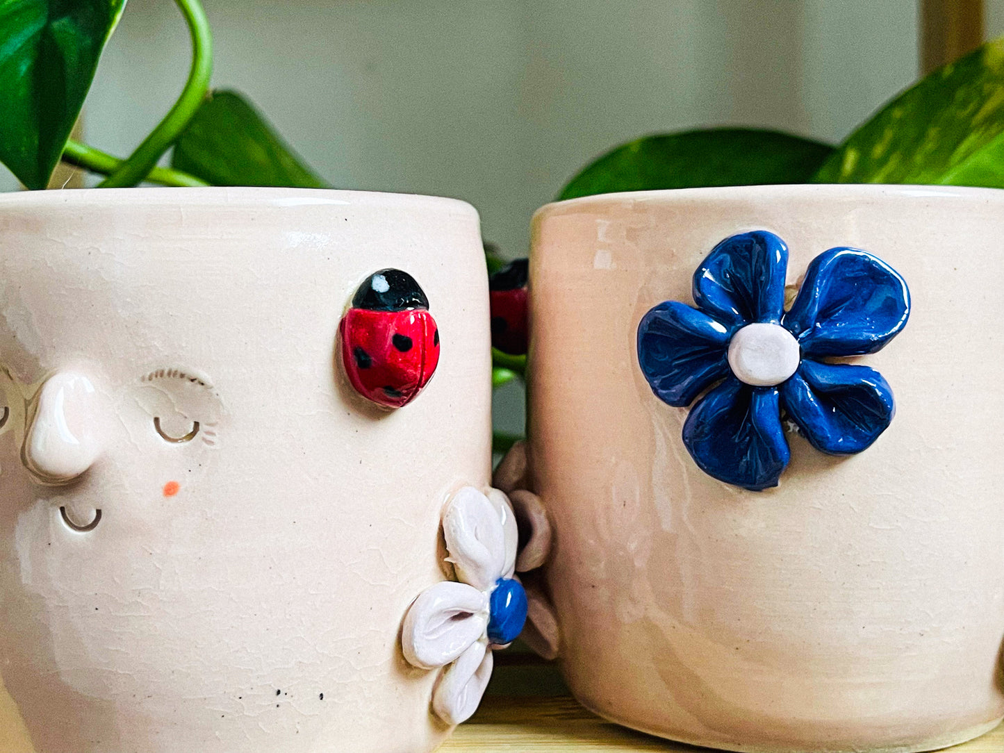 short cup/pot: blossom