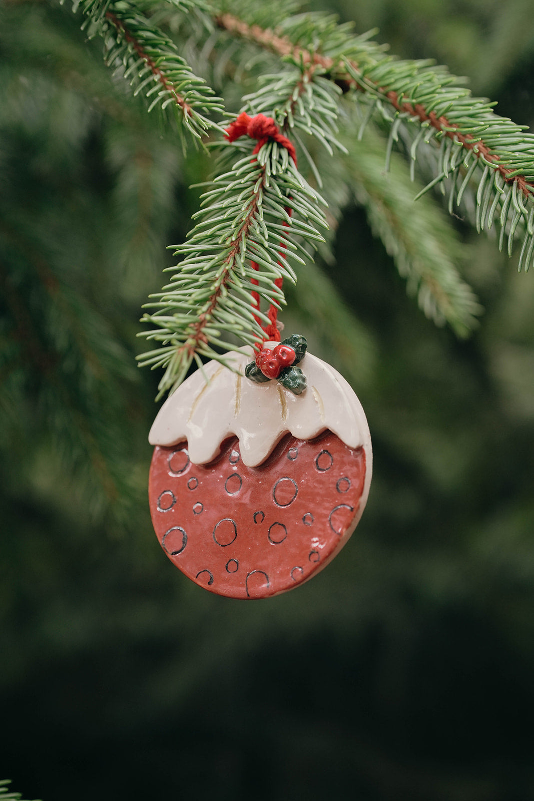 2-part ceramic christmas decorations: colchester
