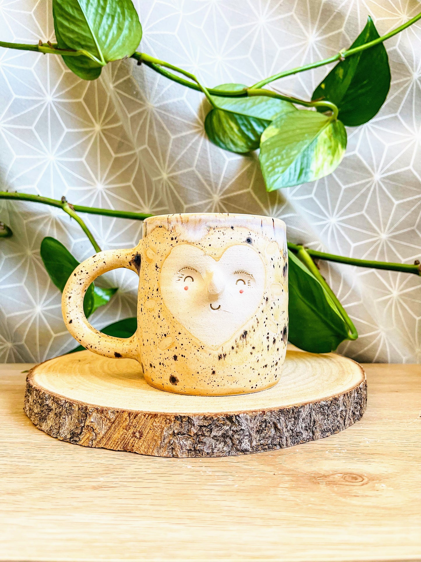 big hug mug: sandstone drift