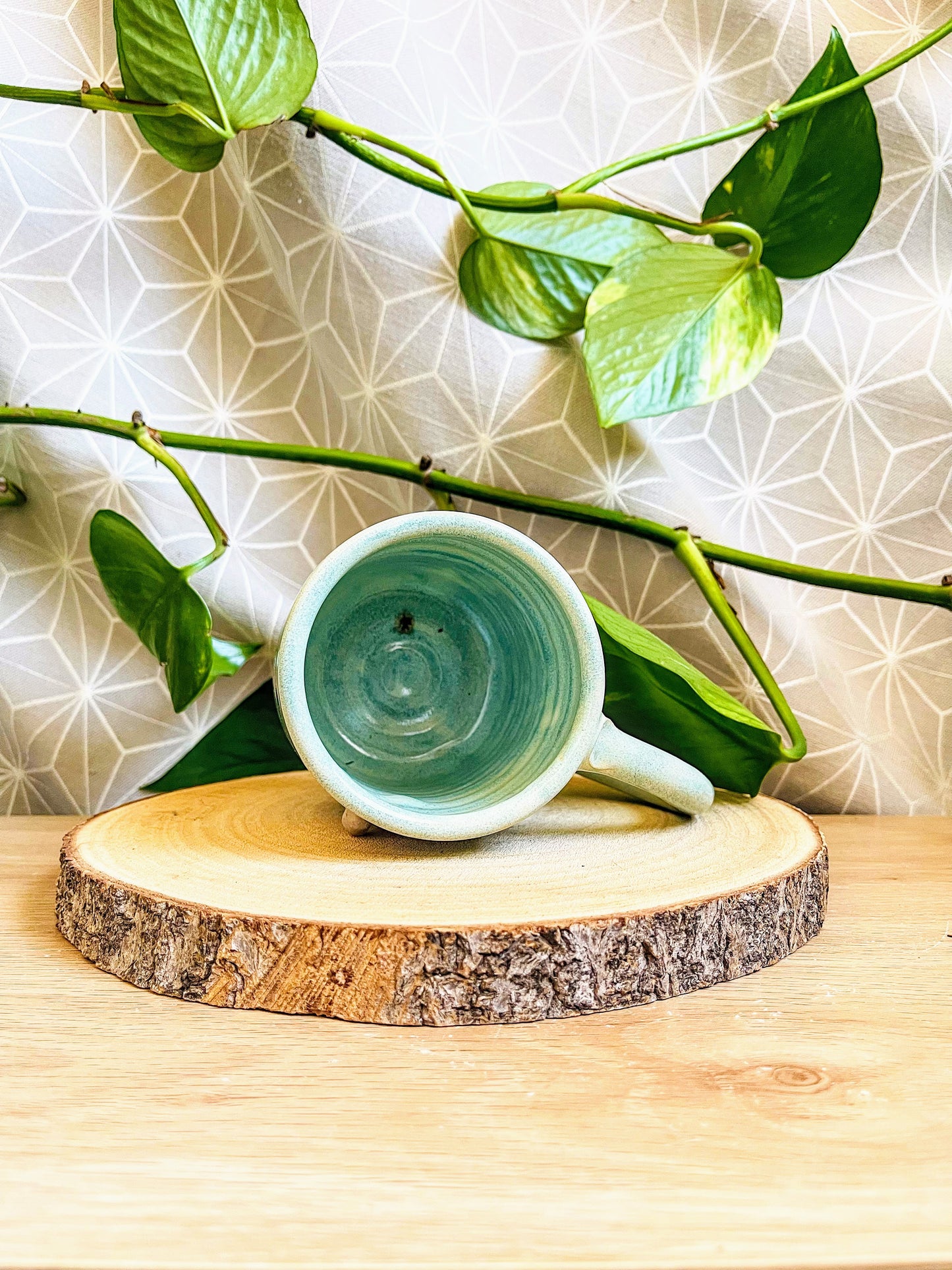 big hug mug: opalite