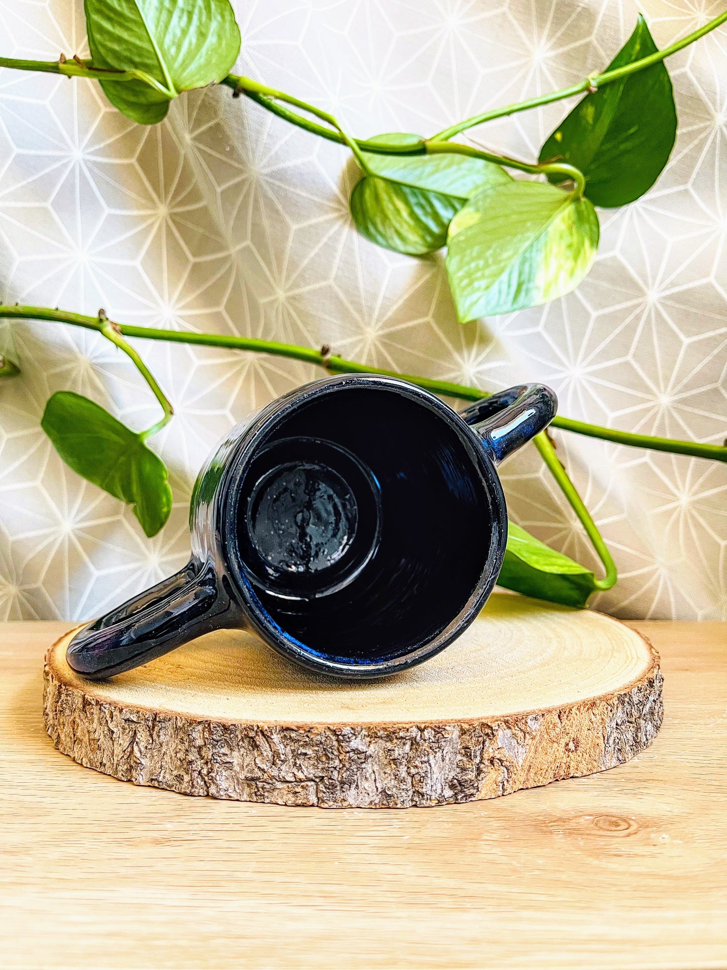 easy grip big hug mug: dark galaxy