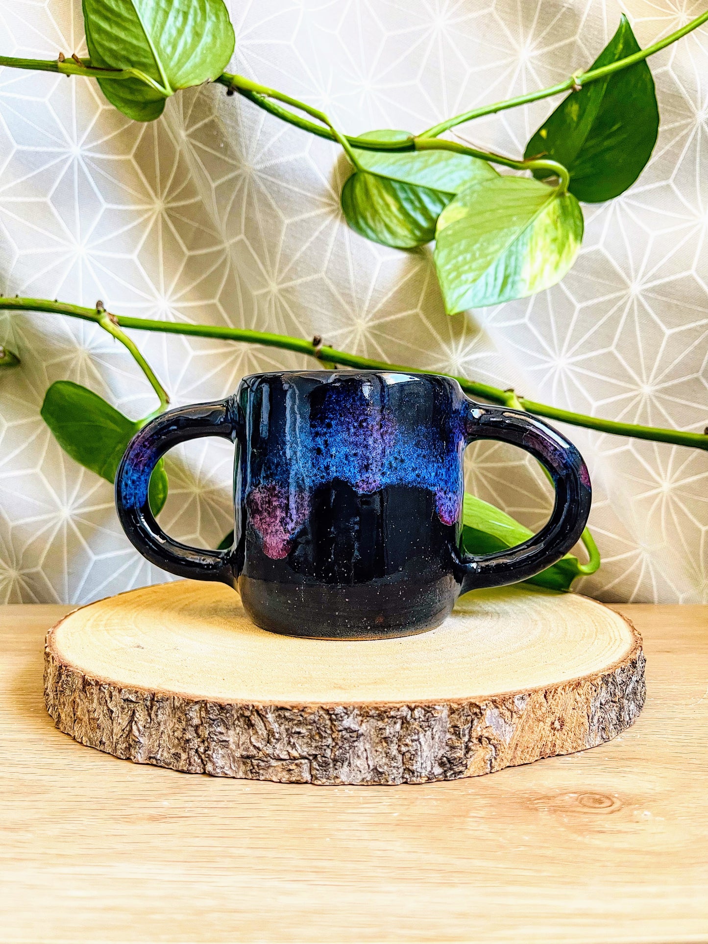 easy grip big hug mug: dark galaxy
