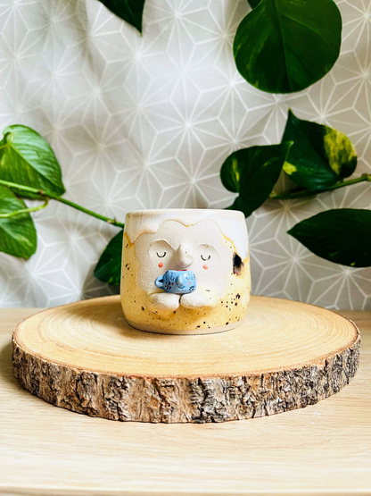 little pot & tiny cup: sandstone drift