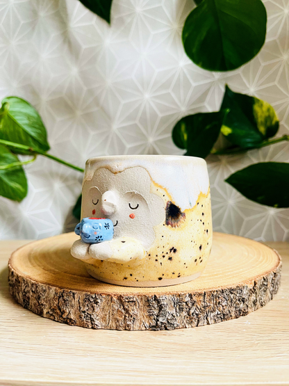 little pot & tiny cup: sandstone drift