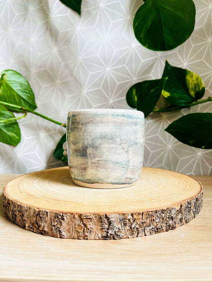 little pot & tiny cup: light surf