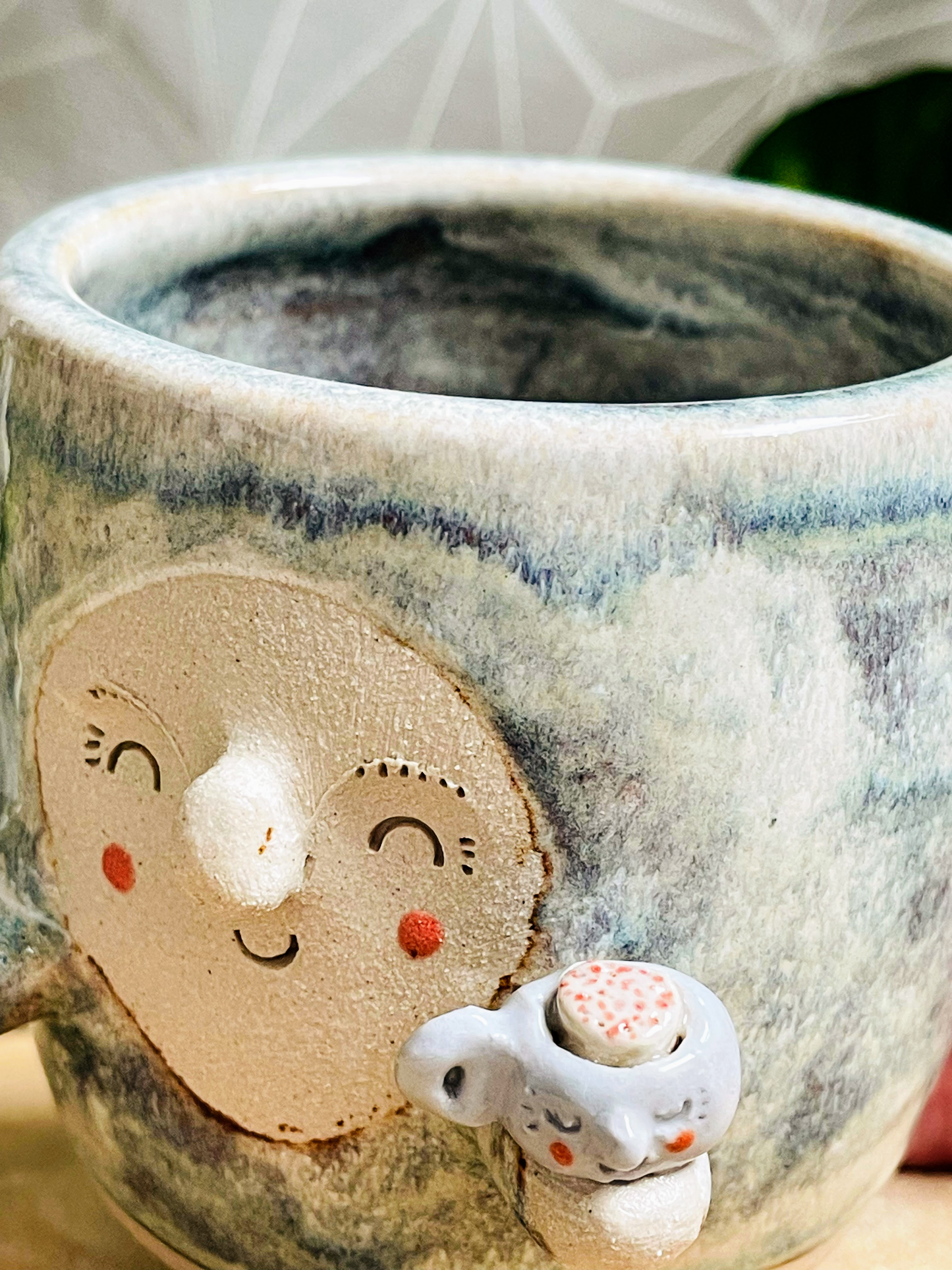 little pot & tiny cup: light surf