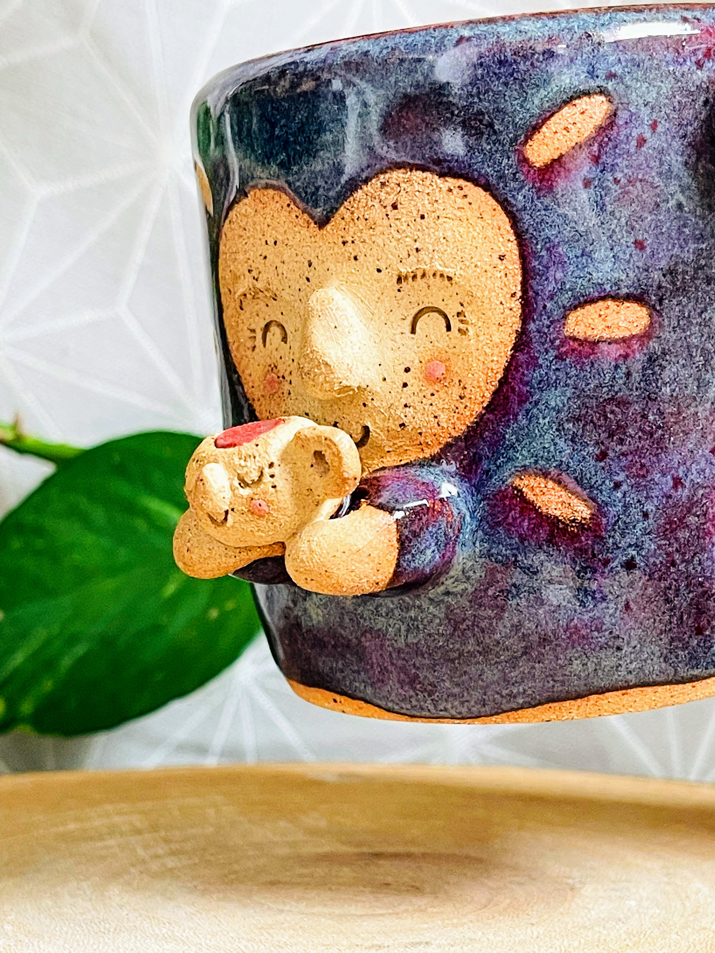 little pot & tiny cup: seabed