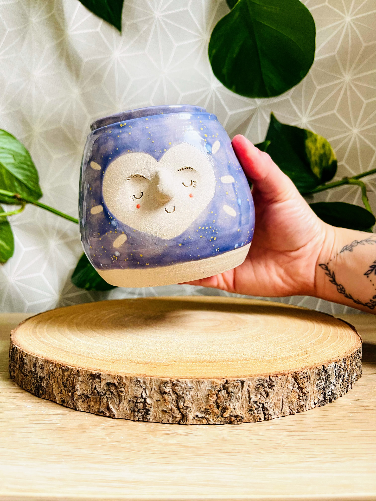 lidded pot: lilac bloom