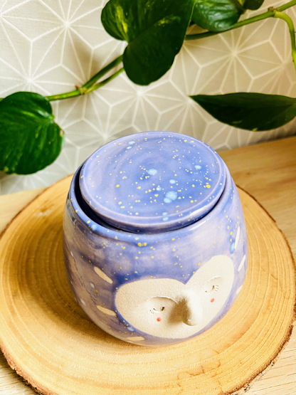 lidded pot: lilac bloom