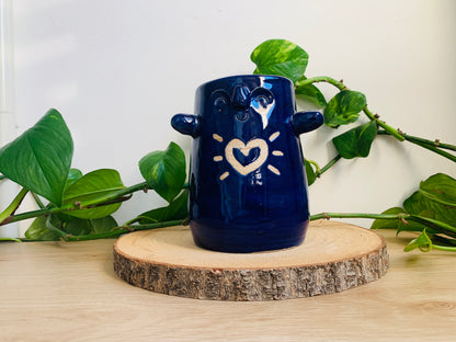huggable pot/vase: cobalt