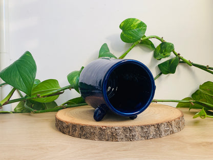 huggable pot/vase: cobalt