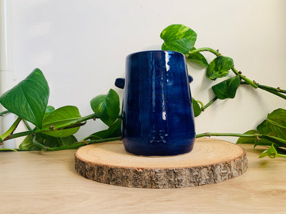 huggable pot/vase: cobalt