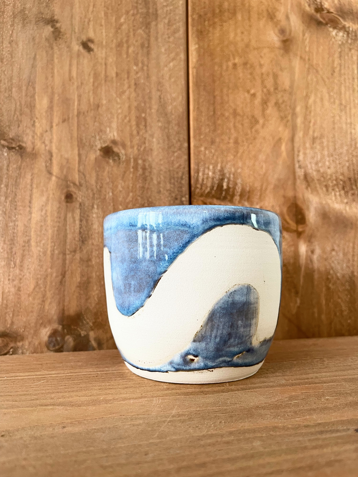 planter pot: cloudy day