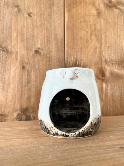 wax melter: snow/sandstone