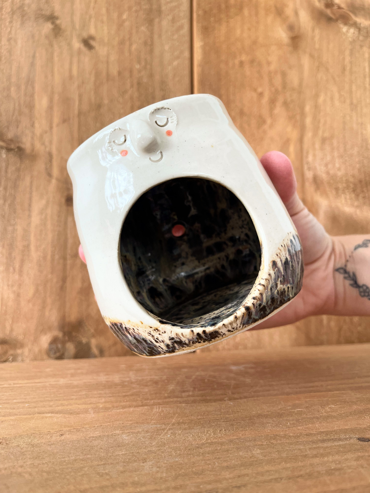 wax melter: snow/sandstone