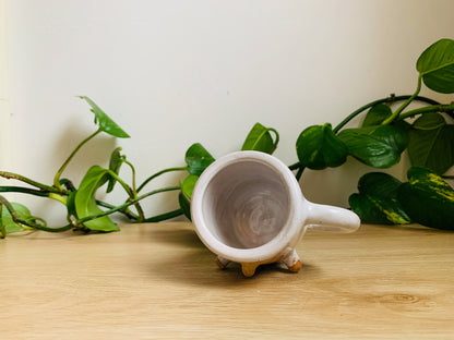 tiny hug mug: snow