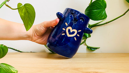 huggable pot/vase: cobalt