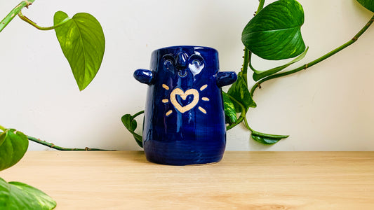 huggable pot/vase: cobalt