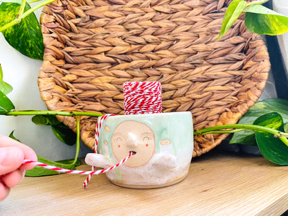 *yarn bowl: strawberry mint ombre