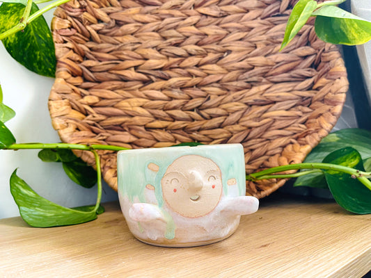 *yarn bowl: strawberry mint ombre