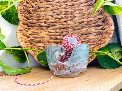 yarn bowl: peppermints