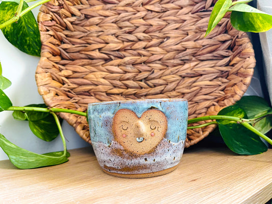 yarn bowl: peppermints