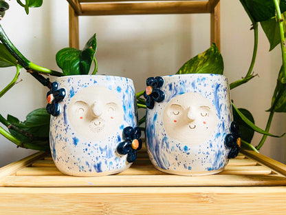 tall cup/pot: blue fleck