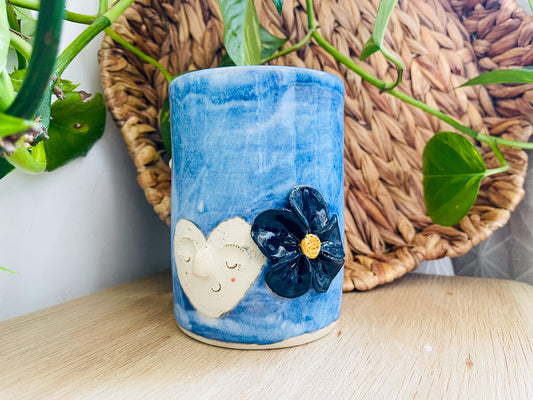 vase: fluorite