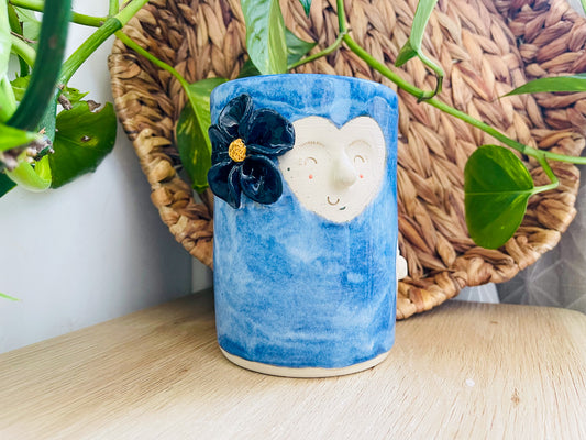 vase: fluorite