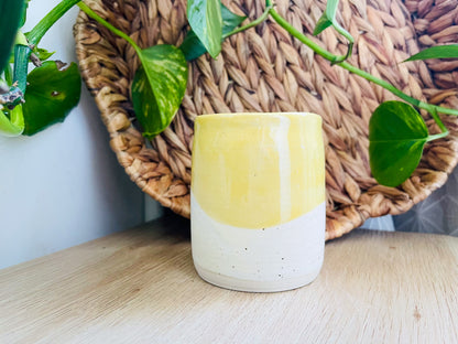 to-go cup: speckled ivory/buttercup