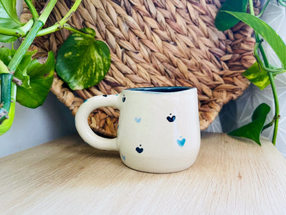 heart mug: blue