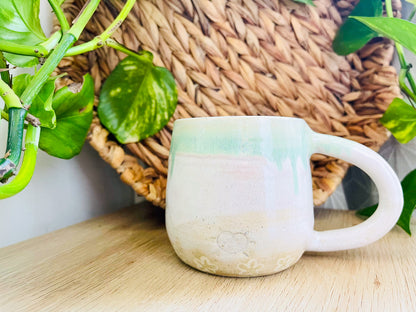 bug cuddle mug: colette