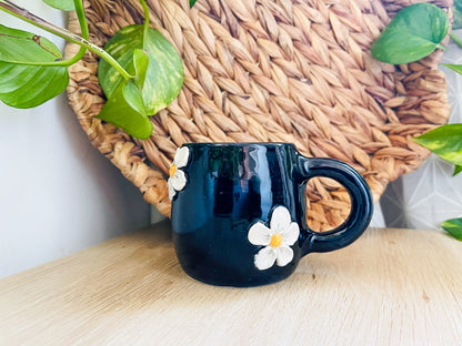 little cuddle mug: midnight daisies