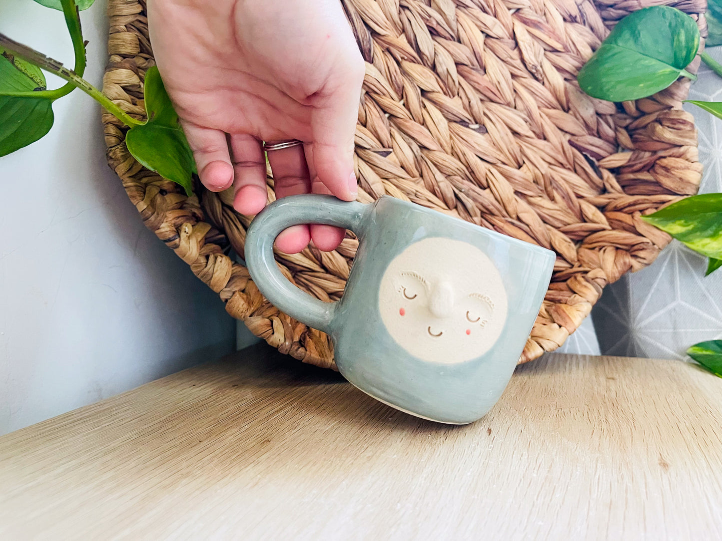 little hug mug: glacier