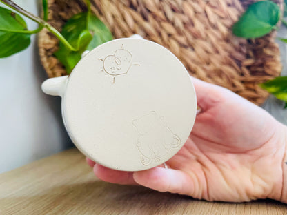 mini pot w/arms: hearts